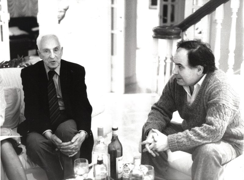 1987 - Con el Premio Nobel Profesor Severo Ochoa en su casa de Madrid